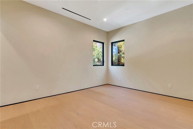 Building Photo - 5149 Beeman Ave