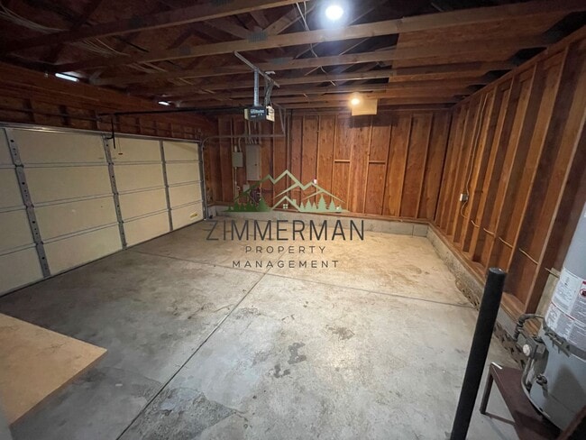 Building Photo - Cute 3-bedroom Home In Springfield