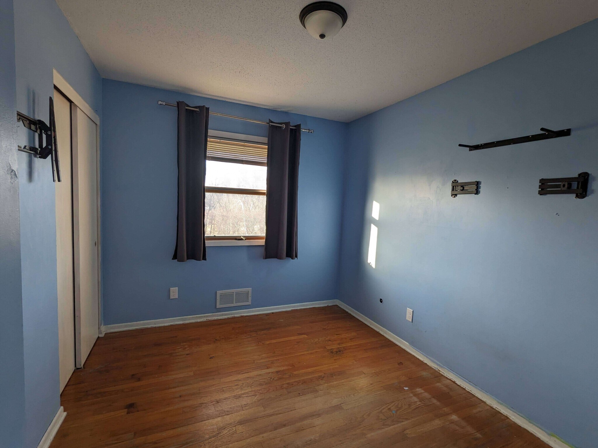 Building Photo - 789 Terrace Dr