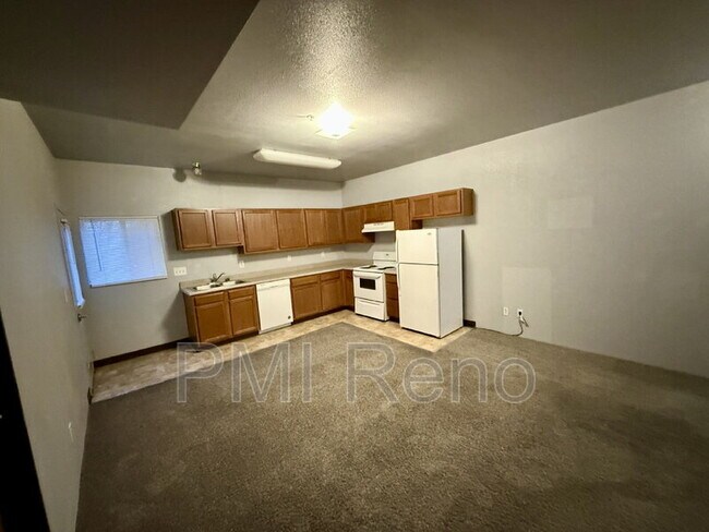 Building Photo - 1600 I St