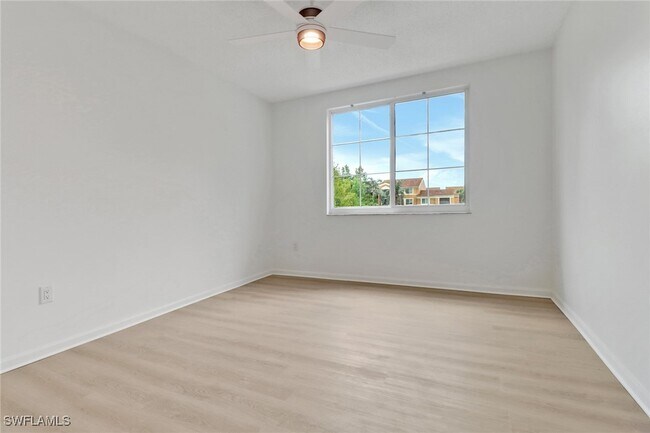 Building Photo - 1190 Reserve Way