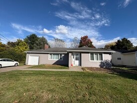 Building Photo - 168 Spear St