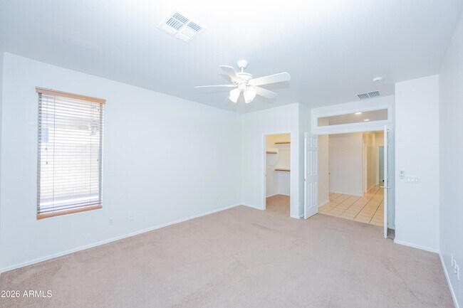Building Photo - 40930 N Wild West Trail