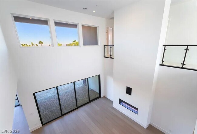 Building Photo - 4846 Shady Rdg Dr