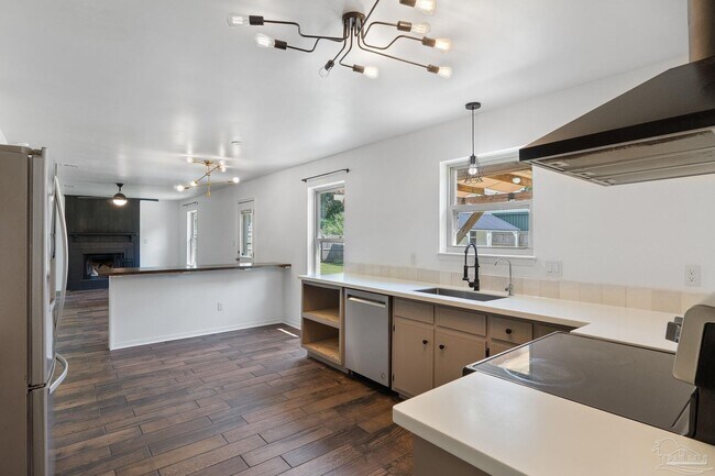 Building Photo - 4613 Pebble Creek Dr