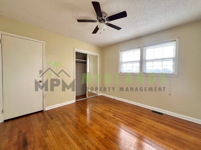 Building Photo - 1217 Faraway Dr