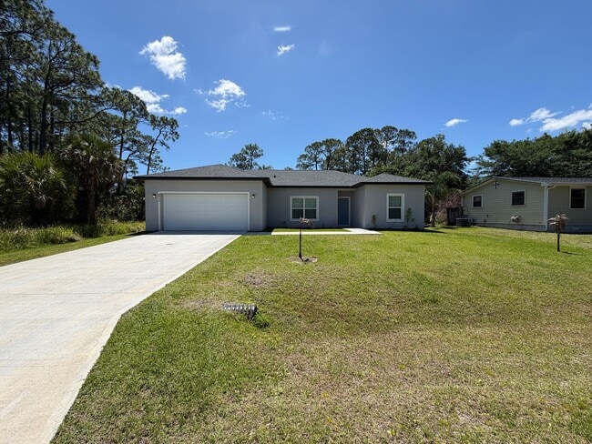 Building Photo - Beautiful 3 Bedroom, 2 Bathroom Home in Palm Bay!!