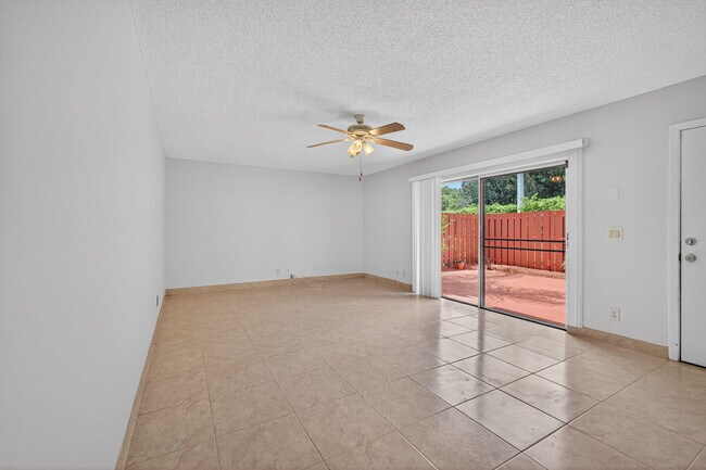 Building Photo - 3312 Spanish Wells Dr