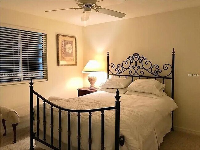 Building Photo - 6945-6974 74th St Cir E