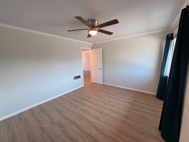 Building Photo - Remodeled 1 Bedroom, 1 Bathroom Stanton Co...