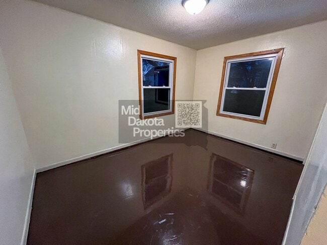 Building Photo - 604 N Wisconsin-2 Bedroom House