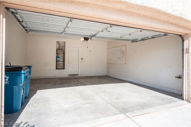 Building Photo - 9068 Bold Venture Ct
