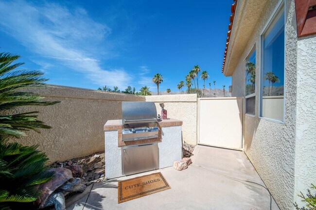 Building Photo - 49810 Ave Montero