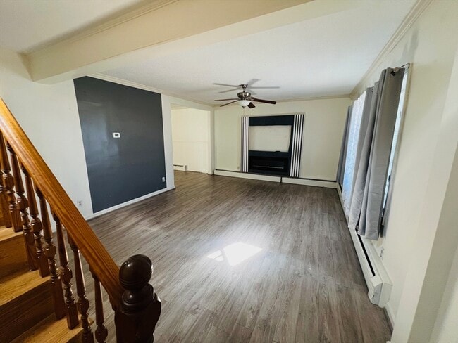 Building Photo - 524 Merrimack St