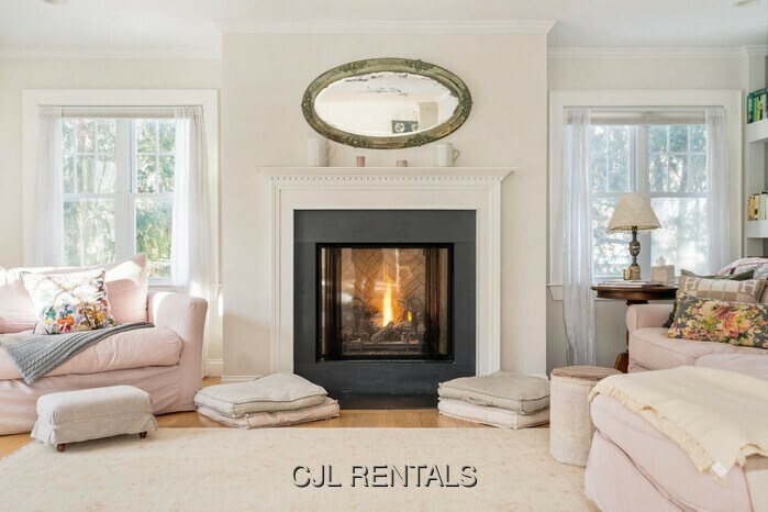 Building Photo - 150 Vassal Ln