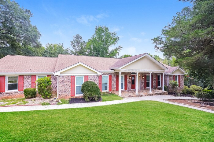 Primary Photo - 4806 Castlewood Dr SW
