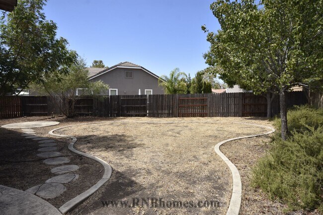 Building Photo - 204 Dodd Pl