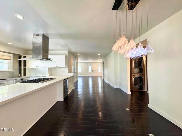 Building Photo - 869 S Euclid Ave