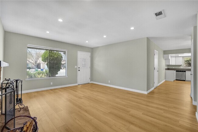Building Photo - 44506 Sancroft Ave
