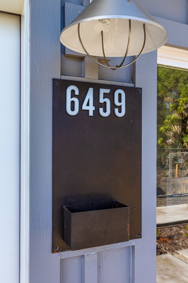 Building Photo - 6459 Sycamore Meadows Dr