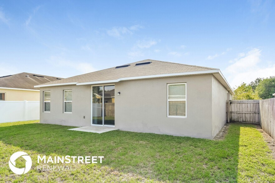 Building Photo - 6823 Glenbrook Dr