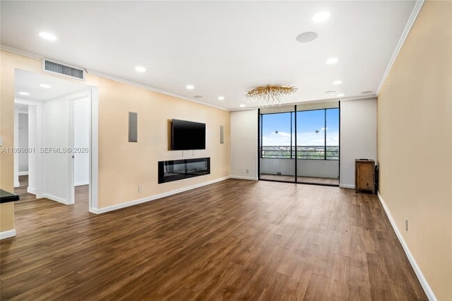 Building Photo - 600 Three Islands Boulevard
