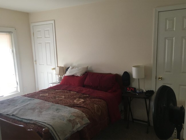 Building Photo - 76 Union St