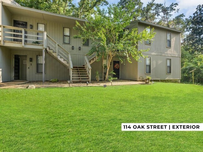 Building Photo - 114 Oak St