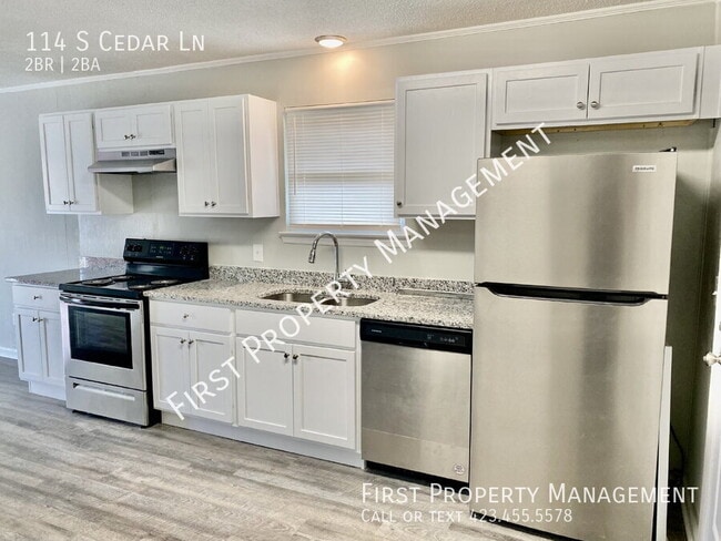 Building Photo - 114 S Cedar Ln