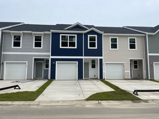 Building Photo - 604 Scarlett Maple St