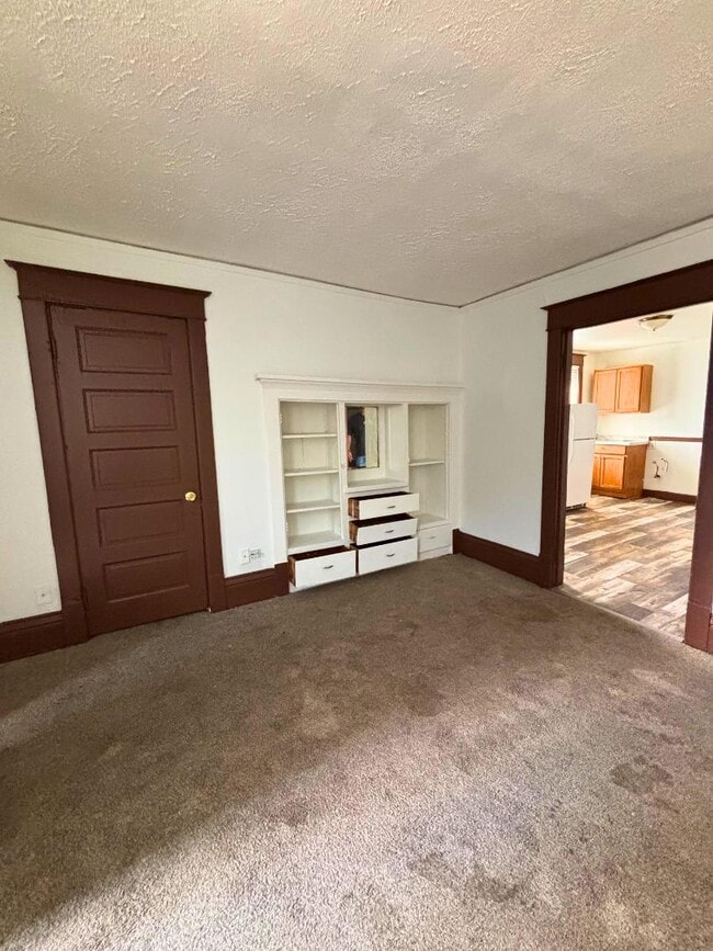 Primary Photo - 2823 N 28th St