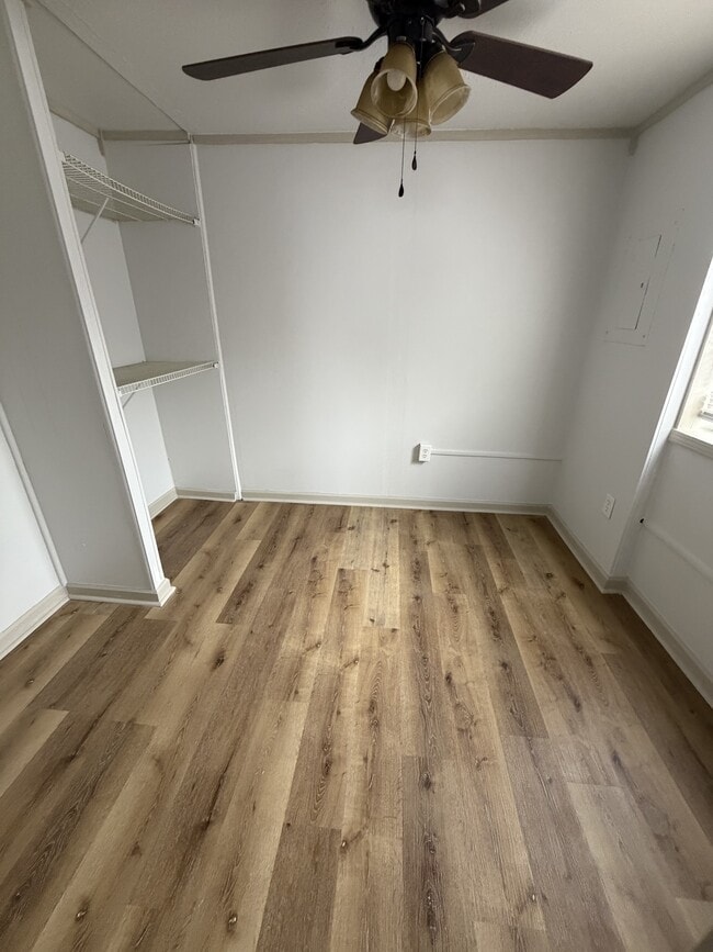 Building Photo - 1402 Worth St SW