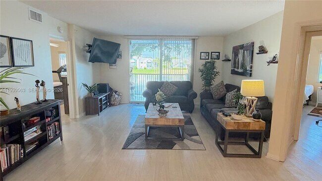 Building Photo - 9539 Weldon Cir