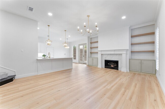 Building Photo - 3316 Westover Dr