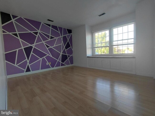 Building Photo - 226 Spring House Ln