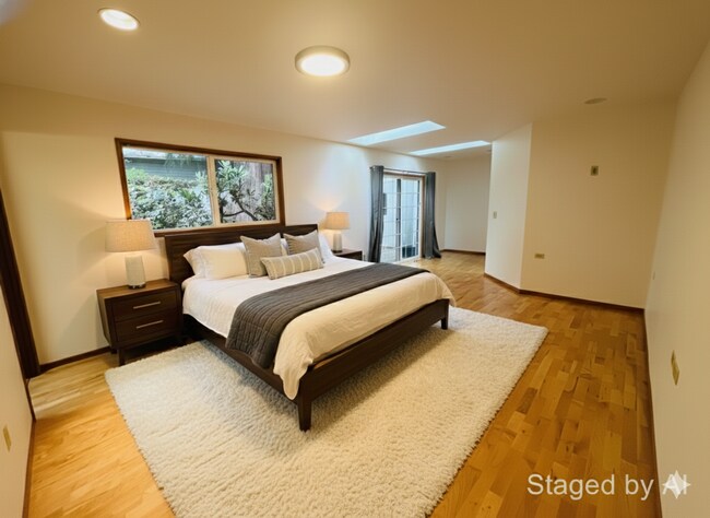 Building Photo - Charming One-Level Home in Garden Home — Near Washington Square & Trader Joe’s! Landscaping Inclu...