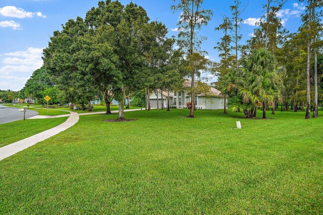 Building Photo - 4304 Hunting Trail