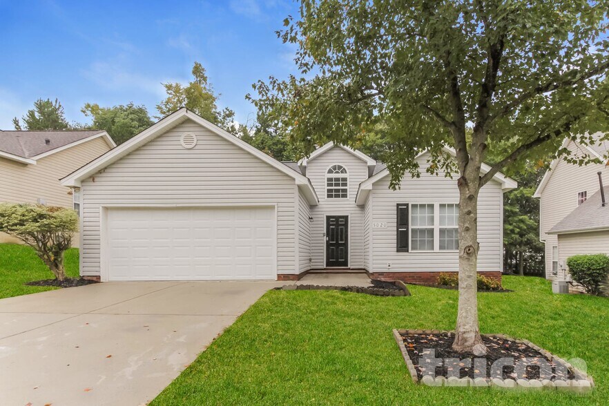 Primary Photo - 5020 Osage Cir