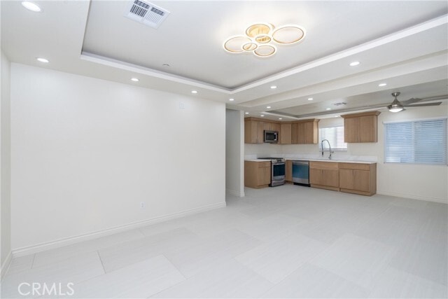 Building Photo - 620 Silver Spur Way