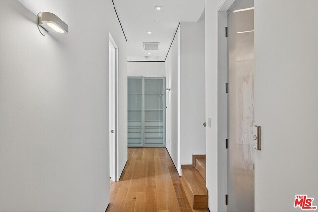 Building Photo - 17816 Porto Marina Way