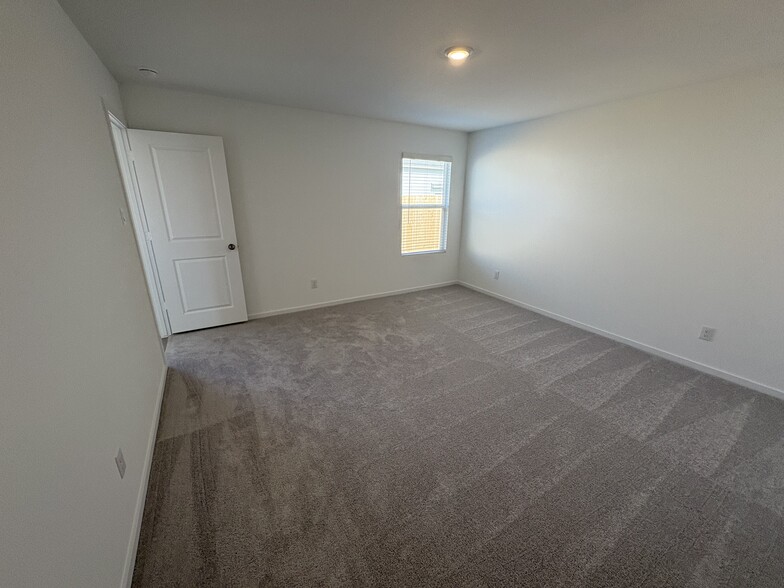 Building Photo - 11736 Marcellus Way