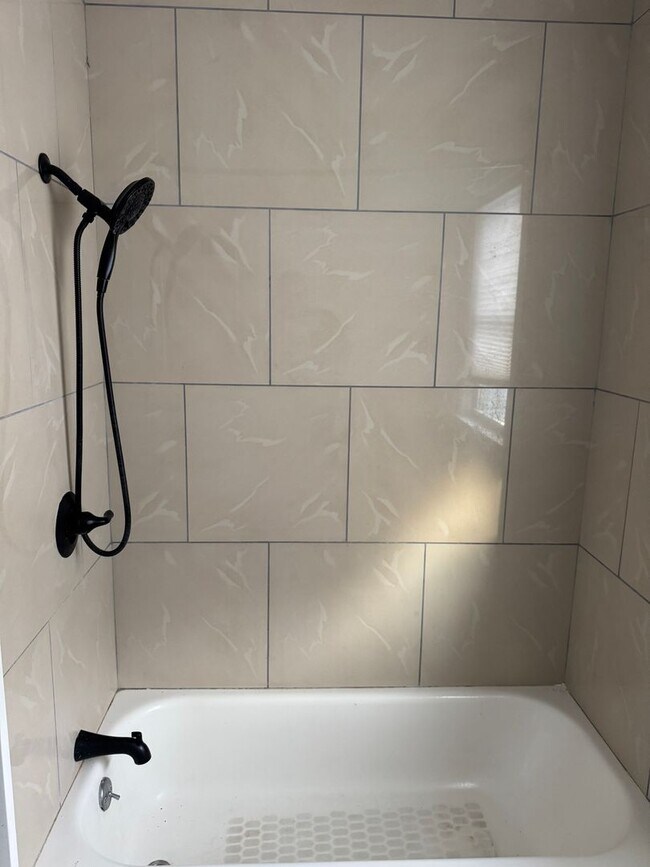 Building Photo - 225 Liberty St