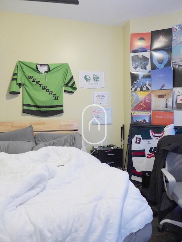 Building Photo - 12 Worthington St