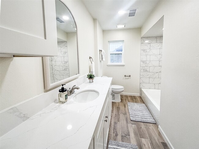 Building Photo - 10503 Raritan Dr