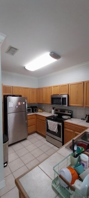 Building Photo - 710 E Boyd Dr