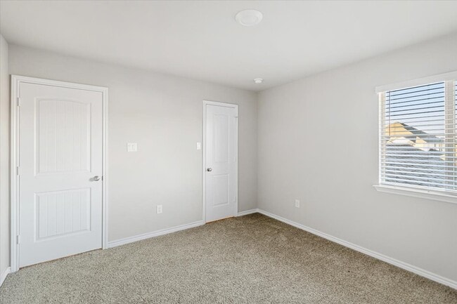Building Photo - Spacious 5-Bedroom Home for Rent in Harker Heights