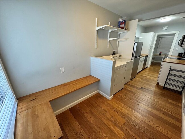 Building Photo - 607 Harwood St