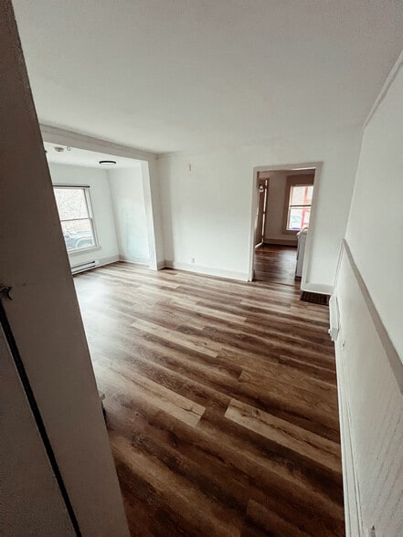 Building Photo - 20 Park St