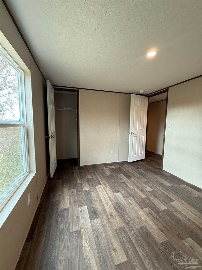 Building Photo - 4454 Custer Ln