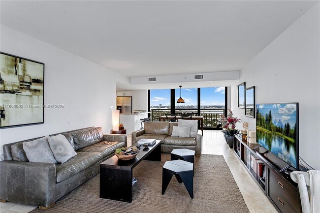 Building Photo - 3000 N Ocean Dr
